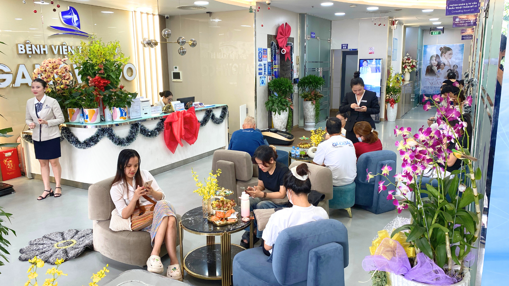 Cơ sở vật chất hiện đại tạo không gian thoải mái cho tất cả khách hàng đến làm đẹp